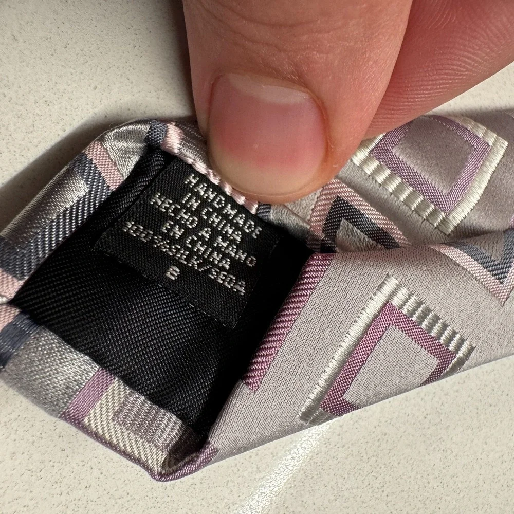 Geoffrey Beene Tie Gray Hand Made 100% Silk Neck Woven Geometric Casual‎